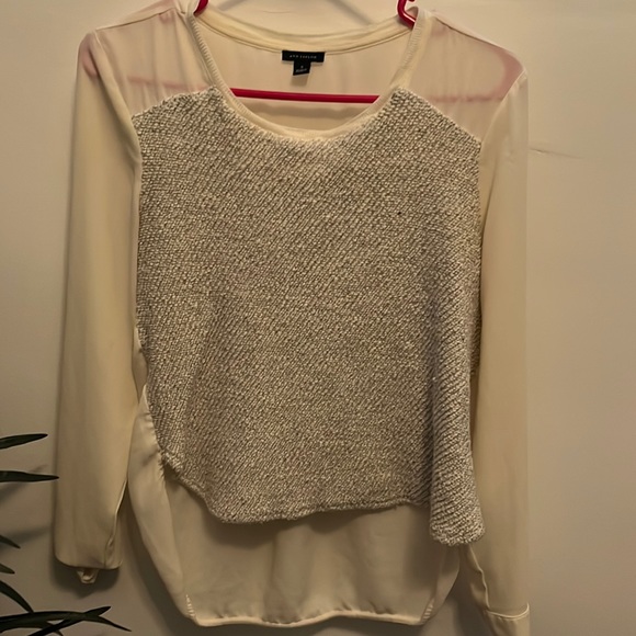 Ann Taylor Cream Sweater - Picture 1 of 3